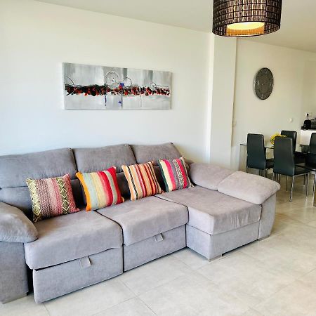 2-Bedroom-Apartment With A Terrace, Pool, Gym Малага Экстерьер фото